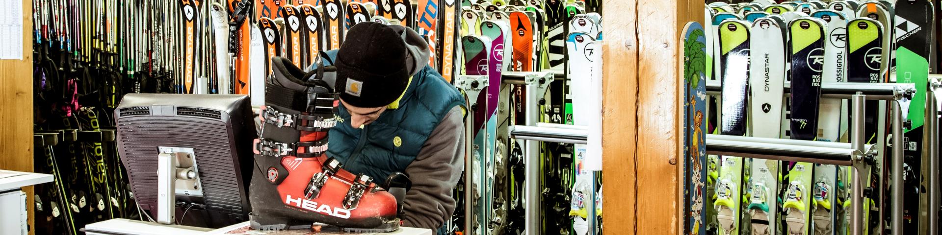 Negozio di sci
