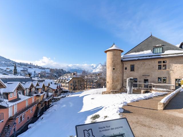 La casa fortificata di Hautetour