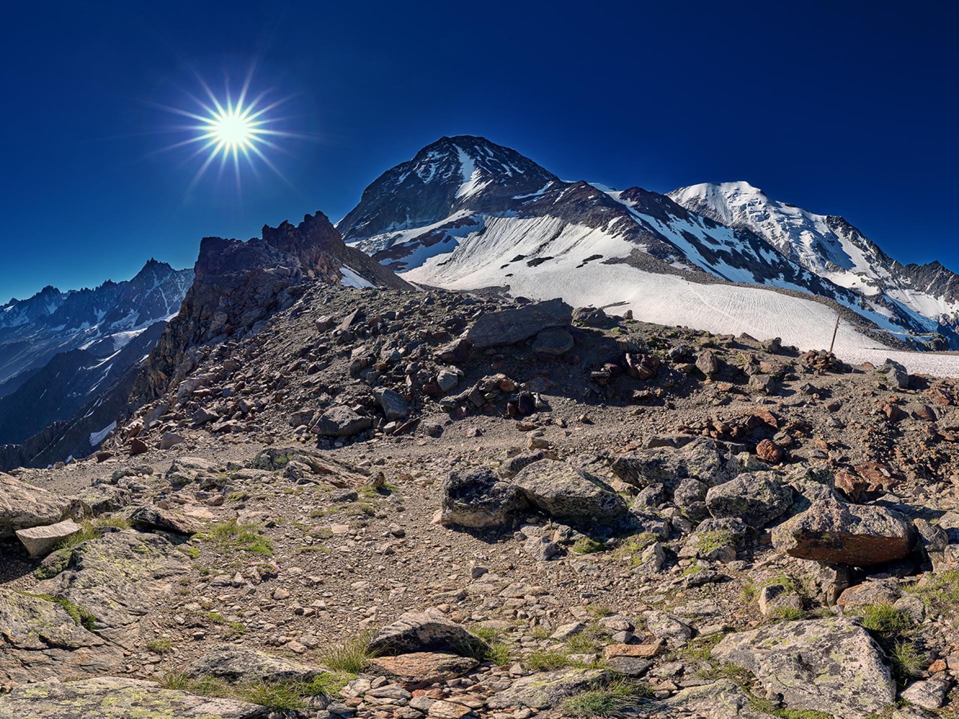 The Mont Blanc Saint Gervais Mont Blanc the-mont-blanc-saint-gervais-mont-blanc