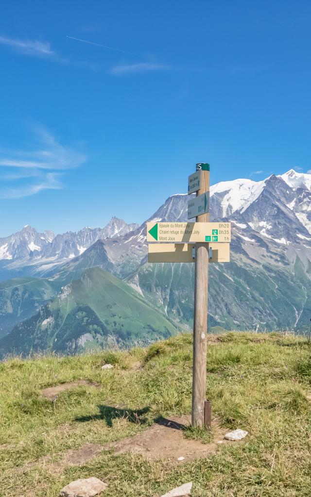 On the way to Mont-Joly