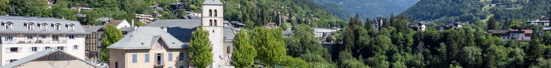 Il villaggio di Saint-Gervais Mont-Blanc dall'alto