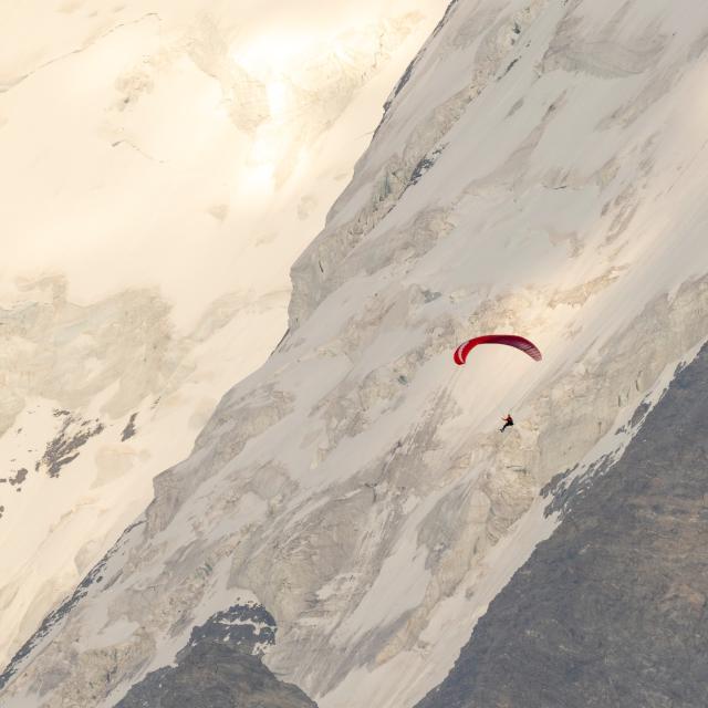 Paragliding in Saint-Gervais Mont-Blanc